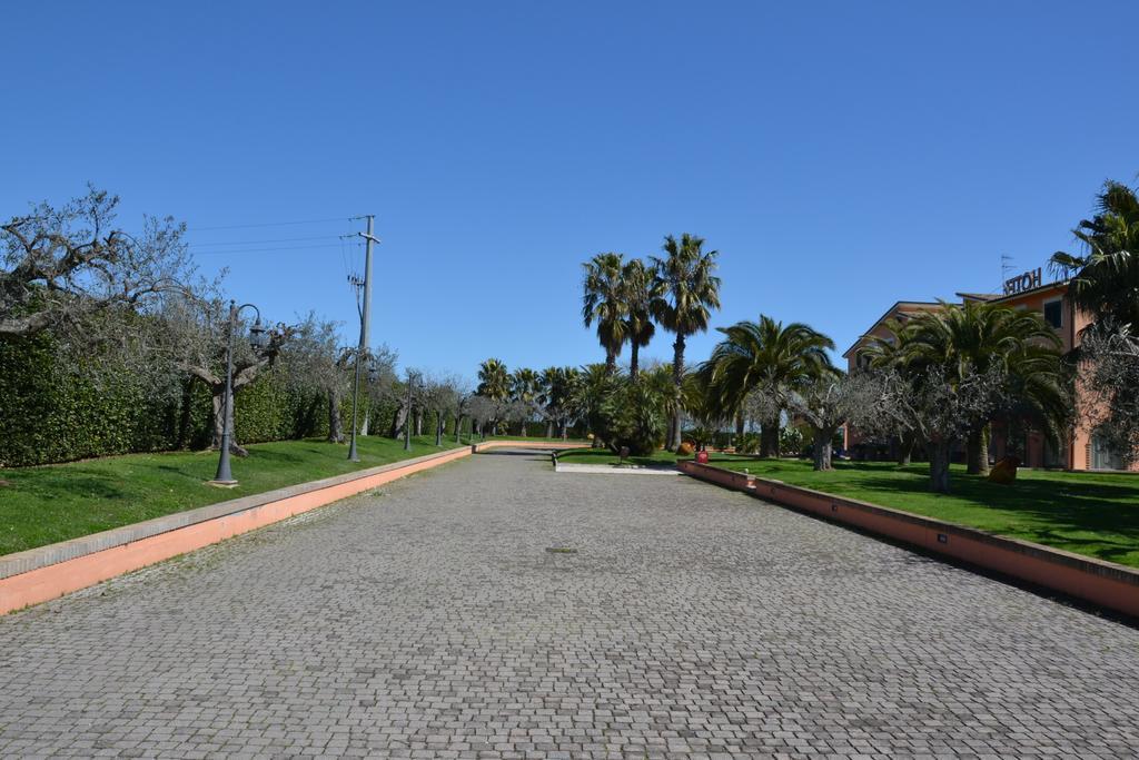Villa Luigi Hotel & Restaurant Nuova Gestione Villa Rosa Di Martinsicuro Buitenkant foto