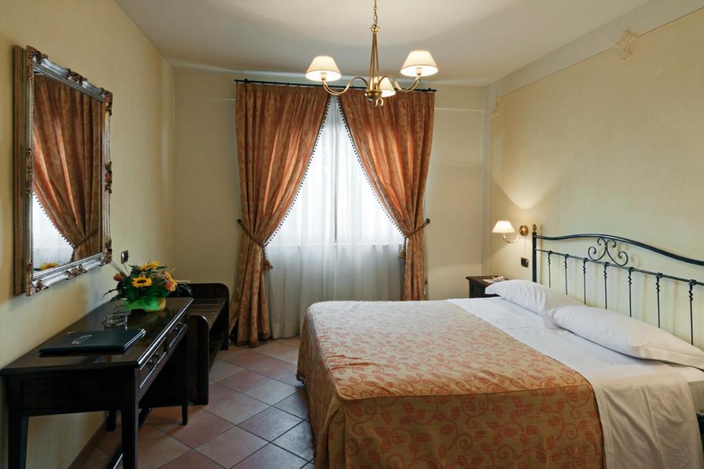 Villa Luigi Hotel & Restaurant Nuova Gestione Villa Rosa Di Martinsicuro Kamer foto