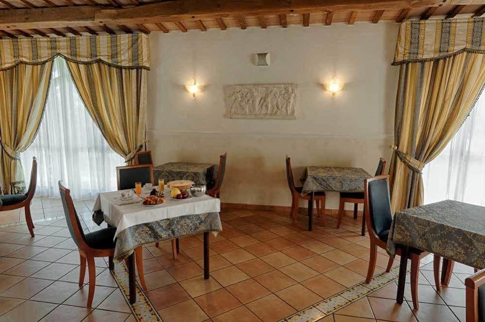 Villa Luigi Hotel & Restaurant Nuova Gestione Villa Rosa Di Martinsicuro Buitenkant foto