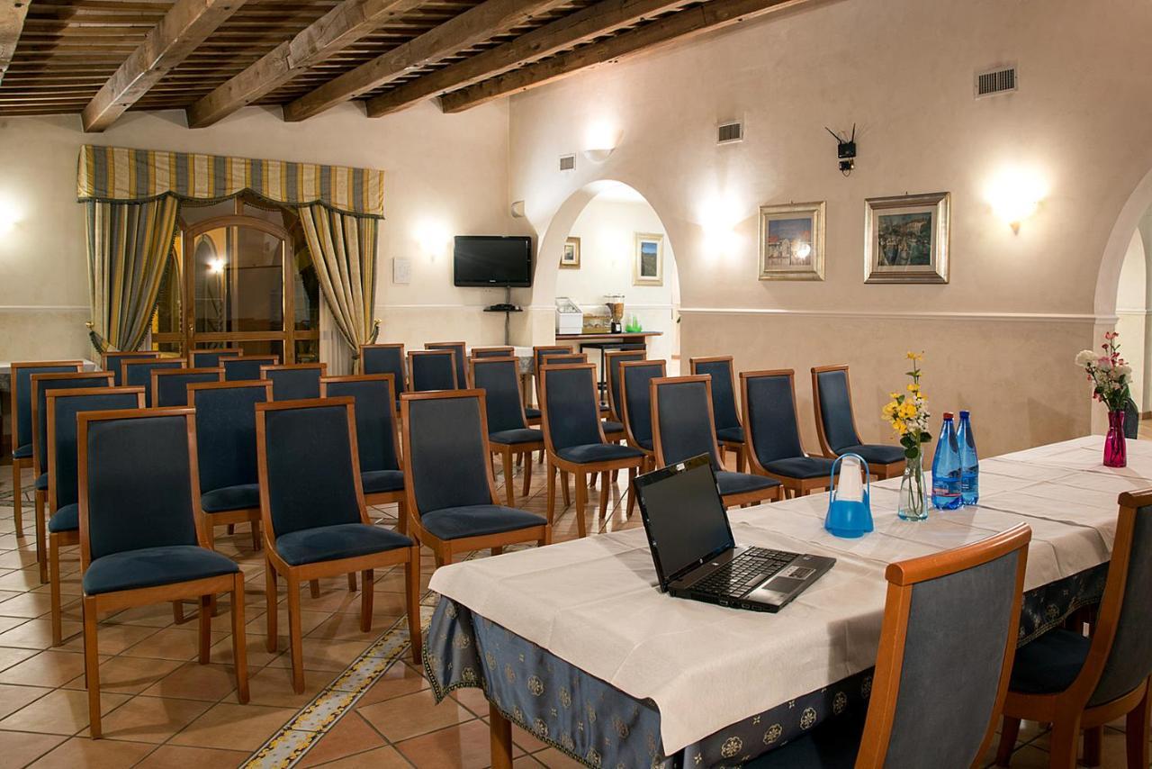 Villa Luigi Hotel & Restaurant Nuova Gestione Villa Rosa Di Martinsicuro Buitenkant foto